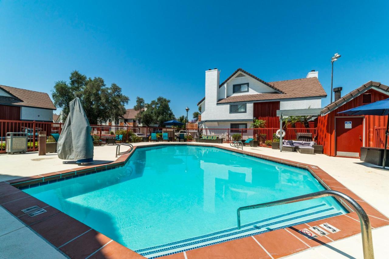 Metro Phx Studio Queen Sleeps 4 Heated Pool Phoenix Ngoại thất bức ảnh