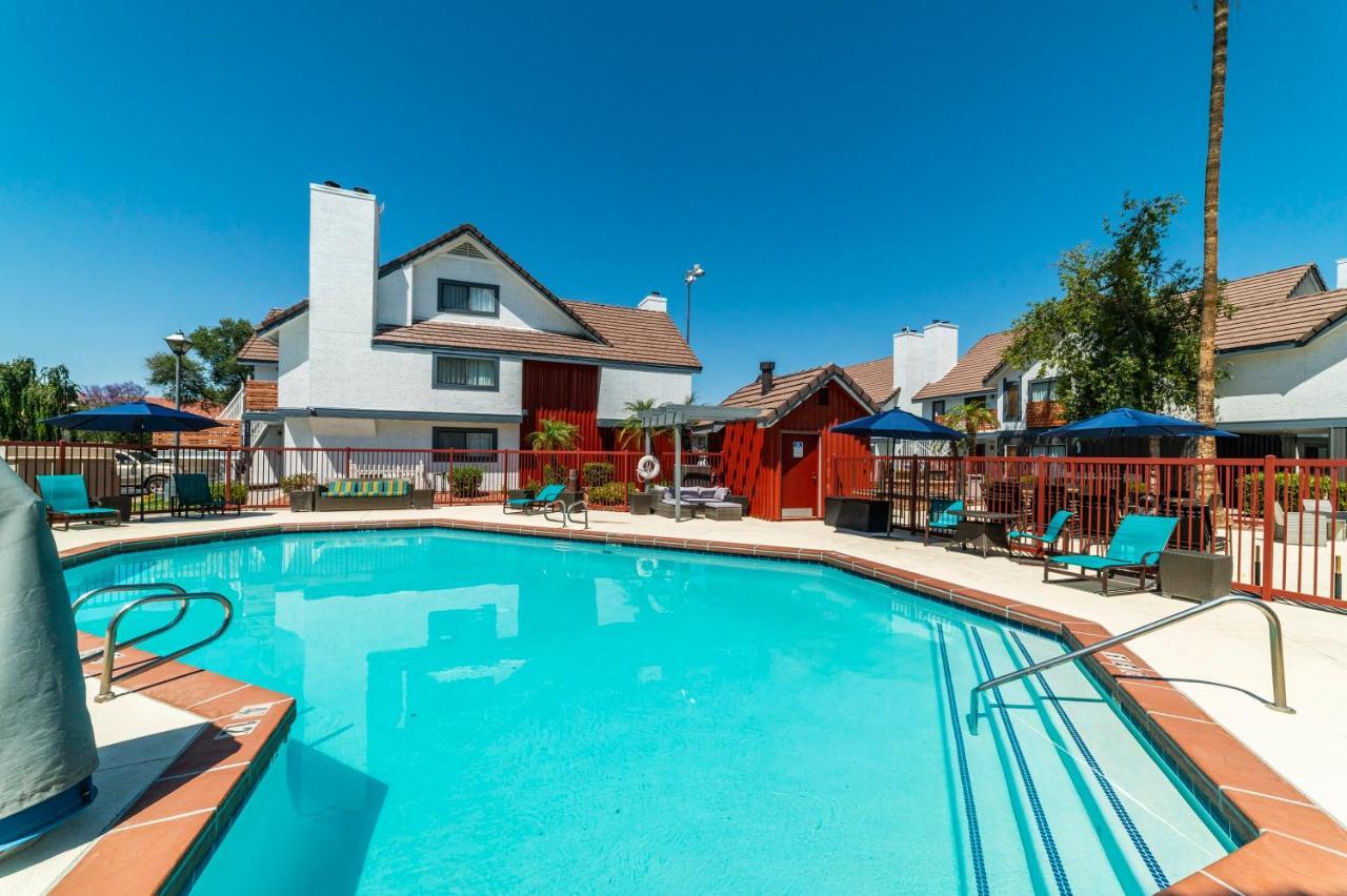 Metro Phx Studio Queen Sleeps 4 Heated Pool Phoenix Ngoại thất bức ảnh